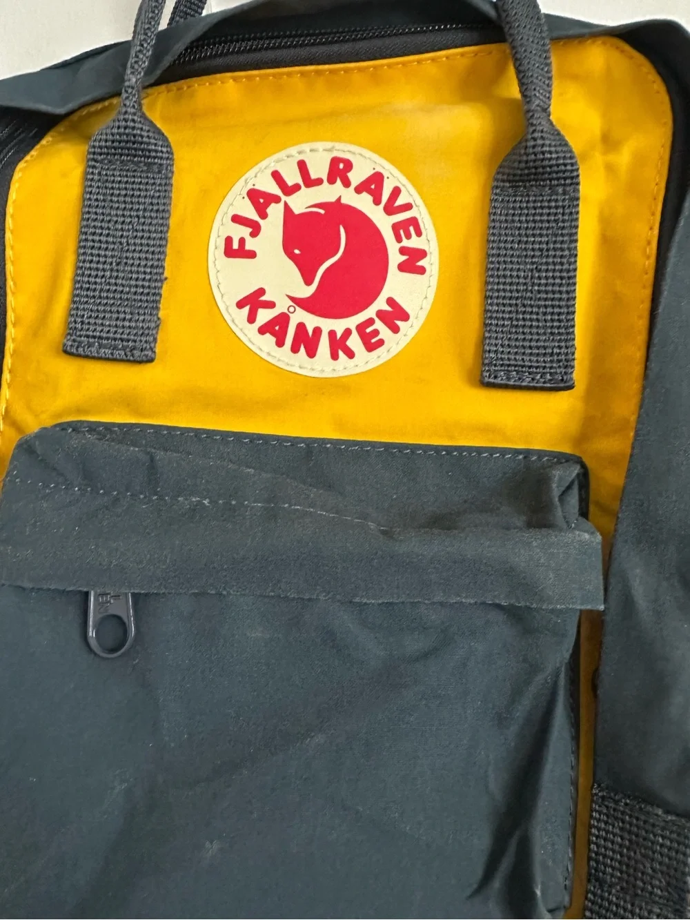 Fjällräven Kănken Mini Backpack Yellow Gray Scandinavian Outdoor Bag